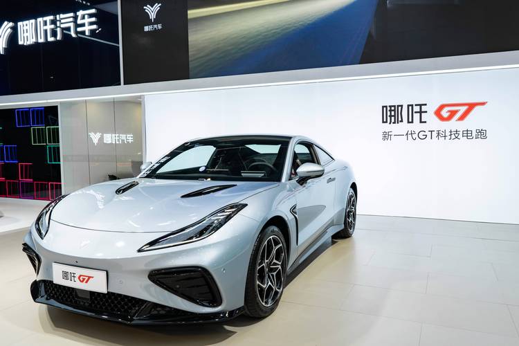 成都金牛区特富海企业管理咨询哪吒汽车在智能汽车领域的表现，领途汽车在新能源汽车市场中的影响力