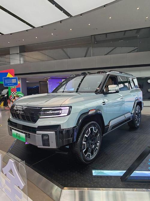 成都金牛区特富海企业管理咨询比亚迪方程豹硬派越野的爆款，英菲尼迪35周年与你共成长
